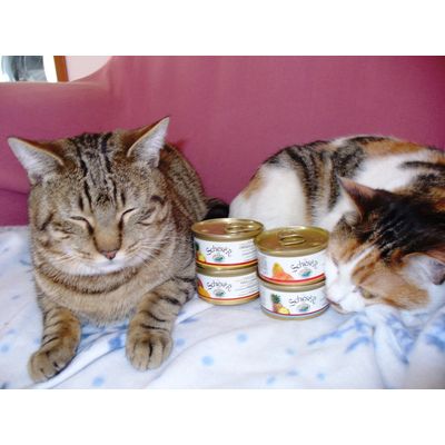nina e teo aspettano con ansia la cena!