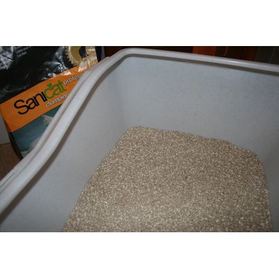 sanicat clumping