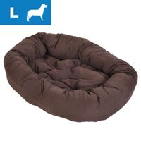 Brun hundbädd i tyg, oval form. Storlek L anges med blå ruta och siluett av hund uppe till vänster.